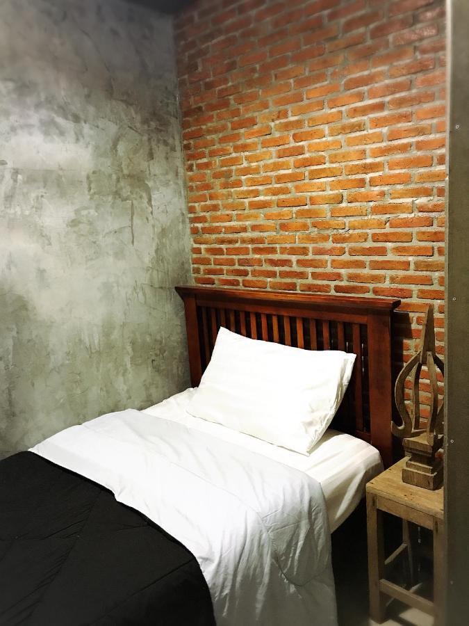 Lanna Hostel Chiang Mai Buitenkant foto