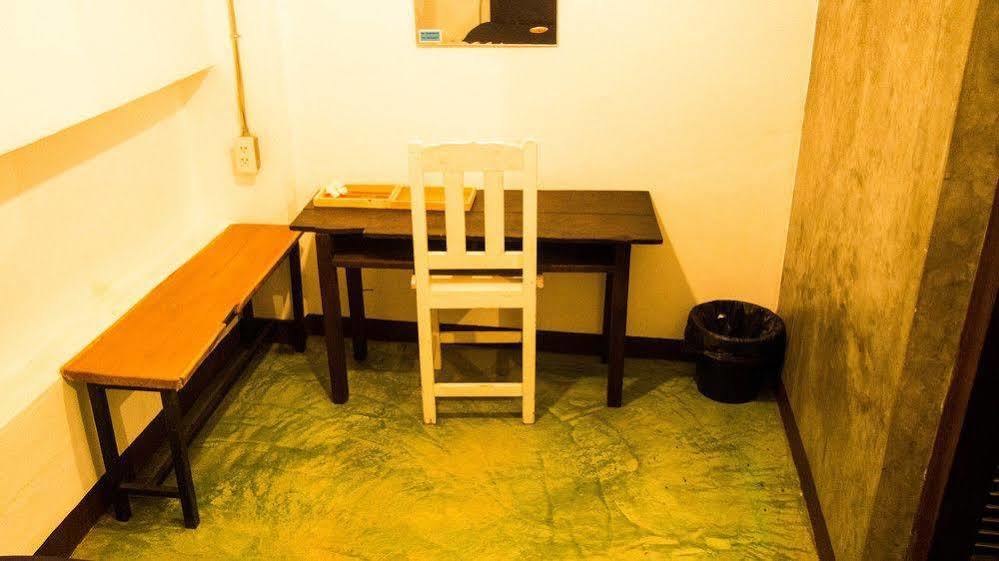 Lanna Hostel Chiang Mai Buitenkant foto